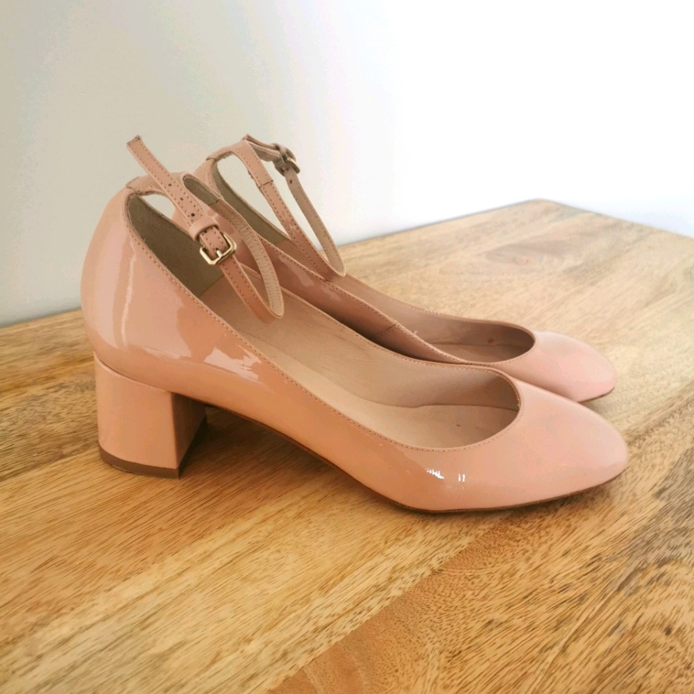 Browns nude pumps